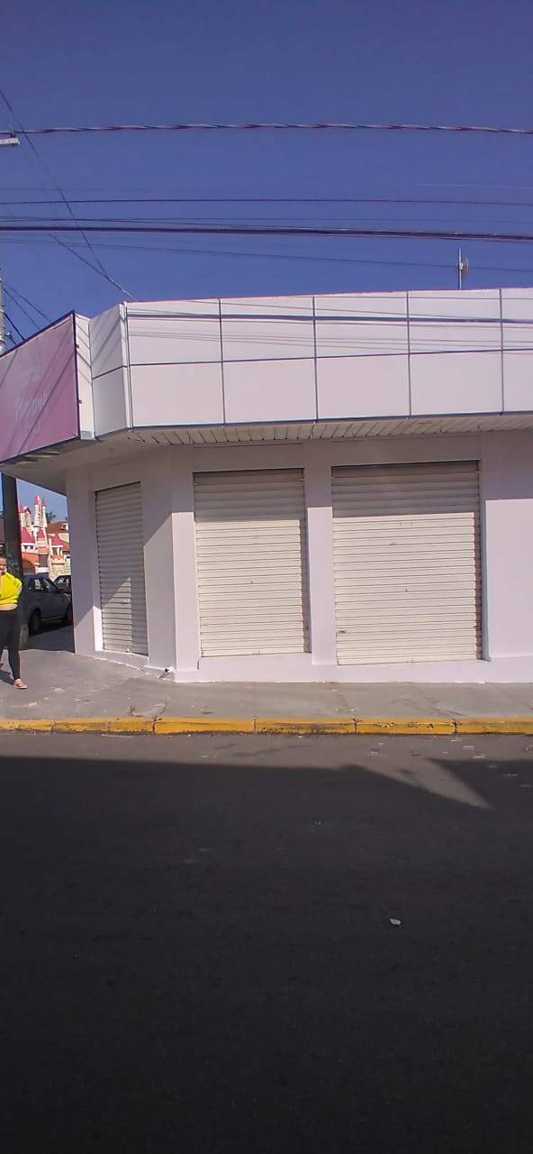 #LOC 030 - Sala para Locação em São Pedro - SP