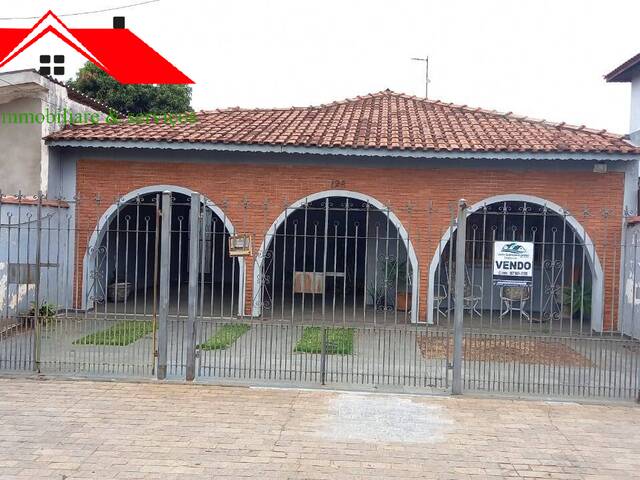 #123 - Casa para Venda em São Pedro - SP - 2